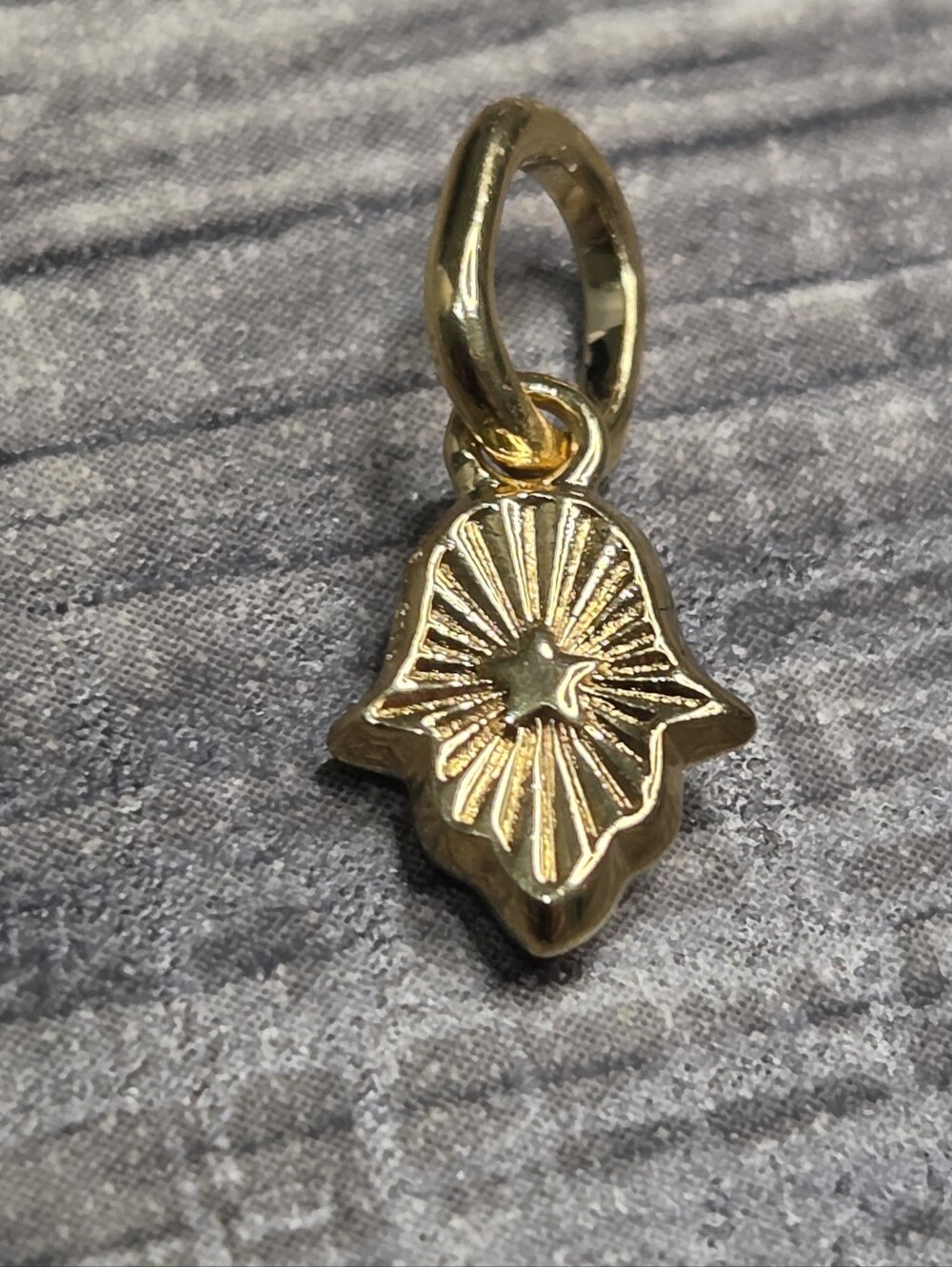 Authentic Pandora Green Hamsa Hand Mini Dangle Charm 14k gold plating